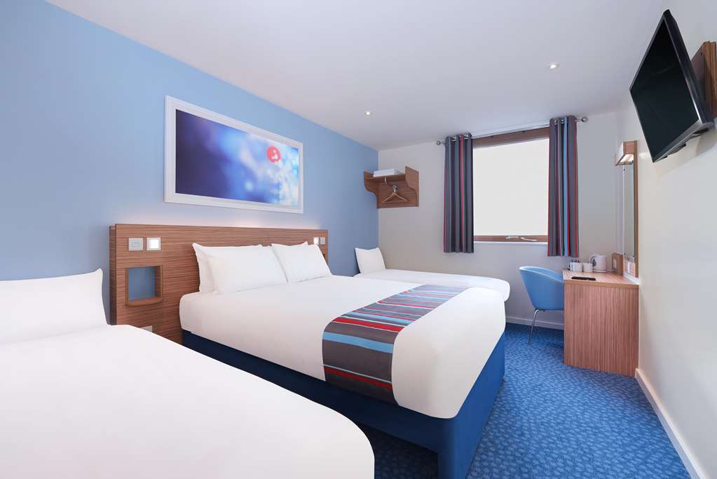 Travelodge Birmingham Sutton Coldfield Oda fotoğraf